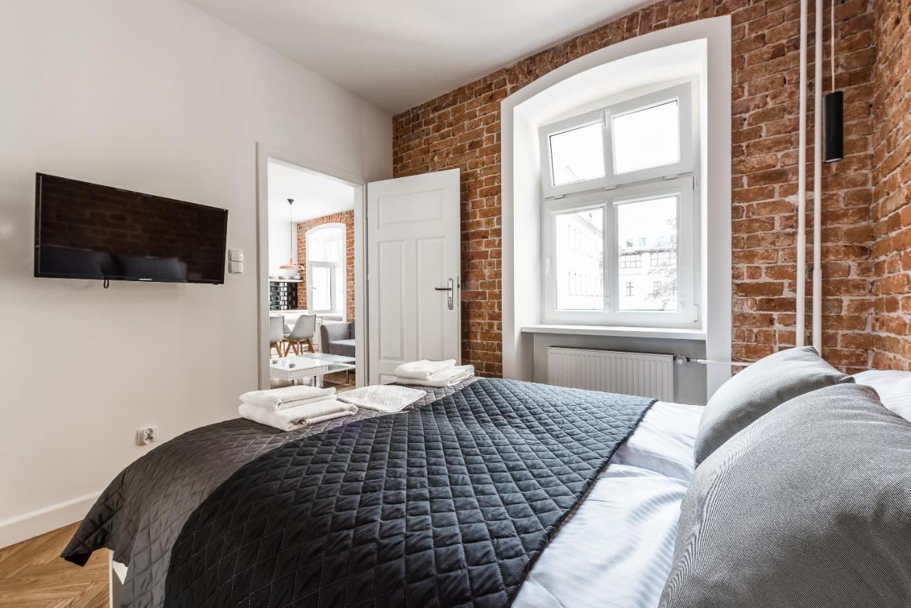 Sweet Time Apartment *
